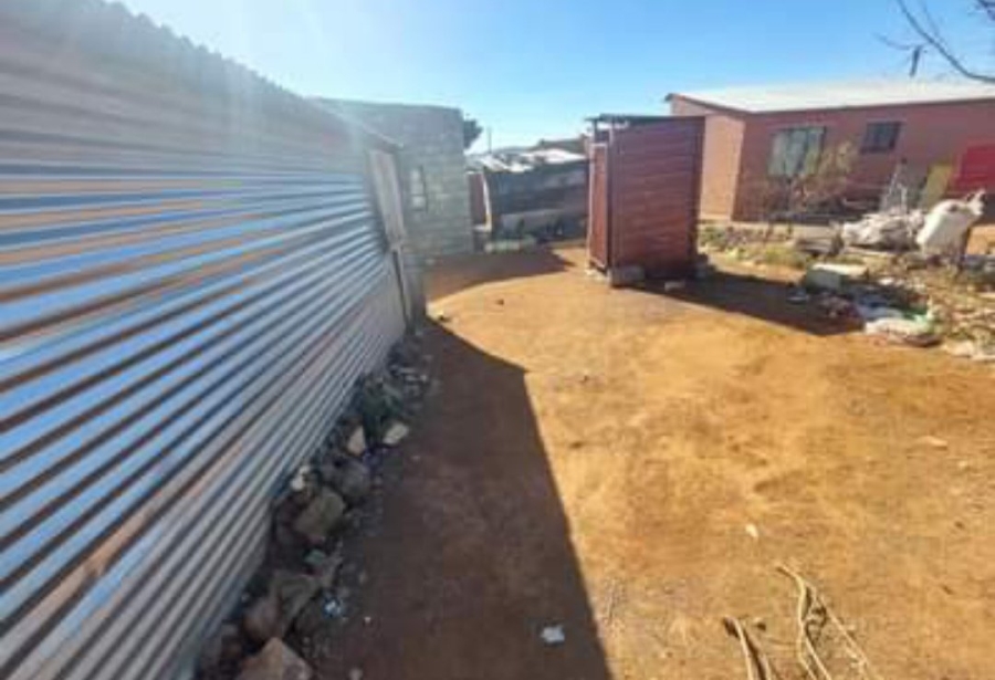 2 Bedroom Property for Sale in Botshabelo Free State